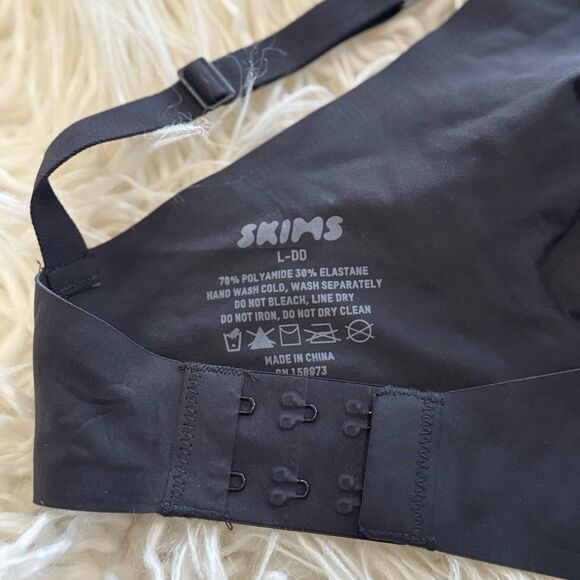 Skims Naked Plunge Bralette Onyx Size L-DD - Picture 7 of 8